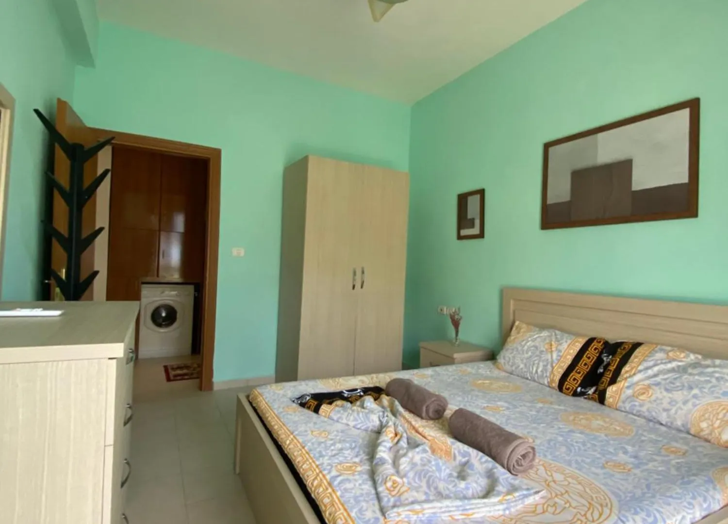 Rei Beachfront Apartment Durres Albania